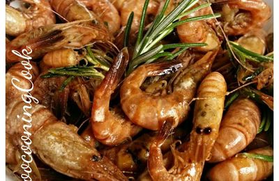 crevettes grises sautées à l'ail et au romarin