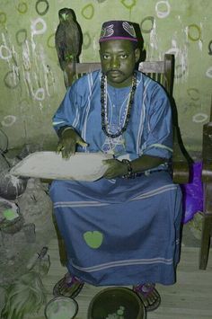  Sikili Moussa est un médium et marabout africain reconnu, basé à Valenciennes dans la région des Hauts-de-France.