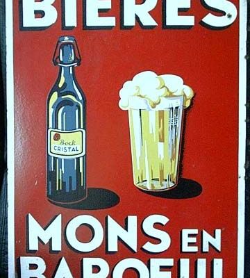 Scène 6/Les affiches