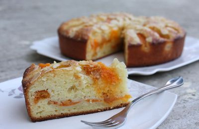 Gâteau à l'abricot et à la ricotta