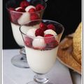 Panna Cotta à la rose, litchies et framboises