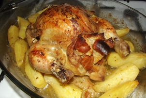 POULET ROTI AUX CROUTONS ET POMMES DE TERRE 