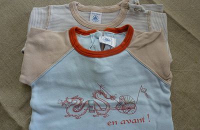 Tee-shirts Petit Bateau - 12 mois - 2 euros le lot + Frais de port