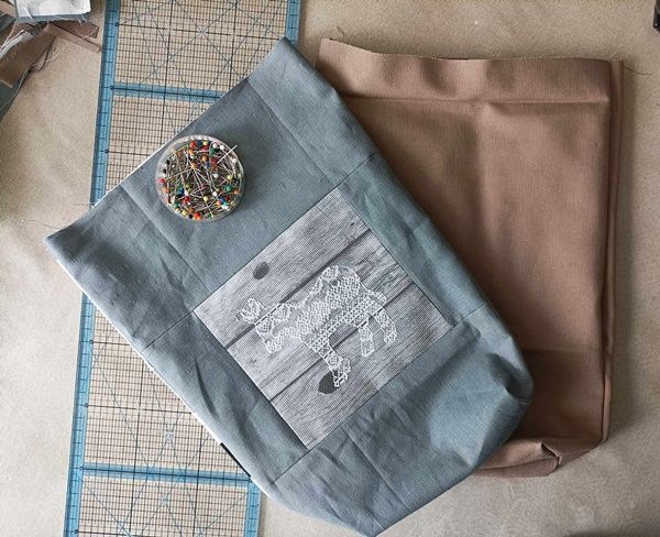 Petit Âne - Broderie de 2015 - Enfin terminée
