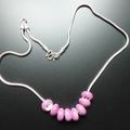 deux colliers en argent