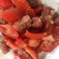Salade de tomates et bœuf cuit