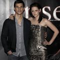 Premières photos de Kristen Stewart et Taylor Lautner à la conférence de presse en Suède