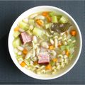 MINESTRONE DE LEGUMES D'HIVER AU LARD FUME