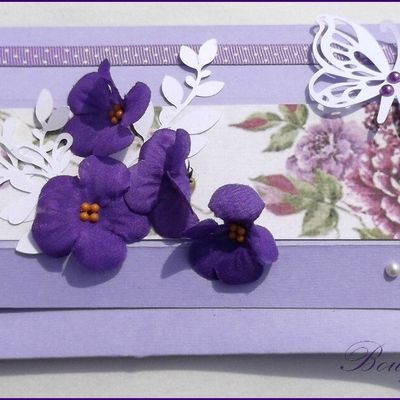 *** Pochette aux violettes***