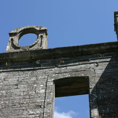 Par la fenêtre