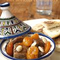 Tajine aux abricots et amandes