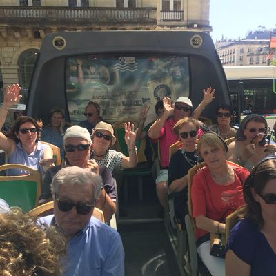 Le tour de Bordeaux en bus décapoté : sortez découverts....