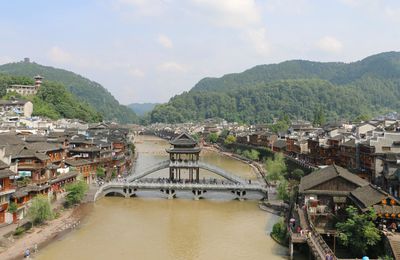 Fenghuang 凤凰 (Province du Hunan)