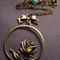 collier "rose"