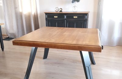 Table ancienne bois/noire