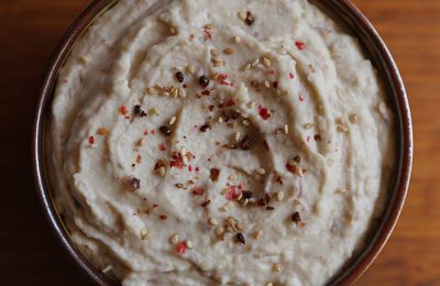 Tartinade de haricots coco à l'ail rôti