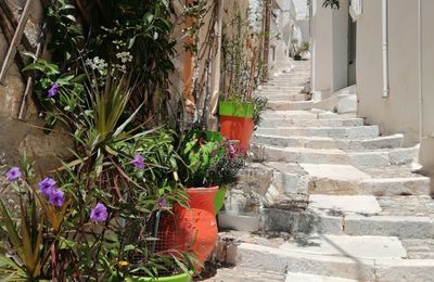 Vu d'ici vu d'ailleurs # Ano Syros