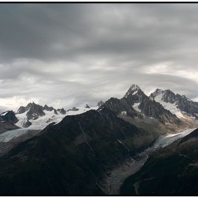 ... En marche vers le lac blanc, le mauuvais temps menace sérieusement ...