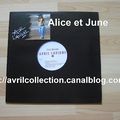 Vinyle australien Avril Lavigne Two Rivers 