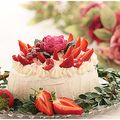 Gateau chocolat fraises, framboises et chantilly.....