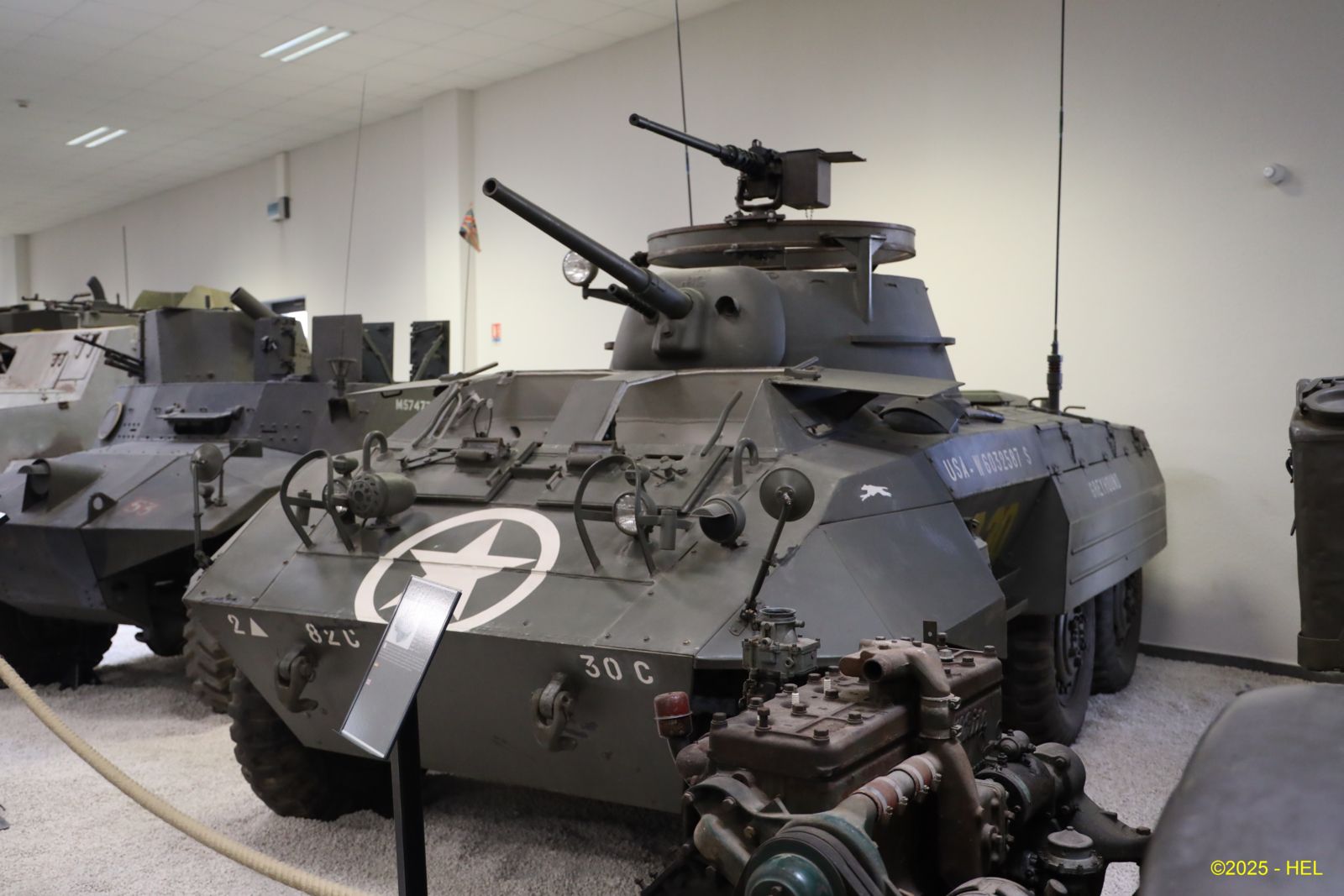 M8 Greyhound_01 - 1942 [UAS] HL_GF