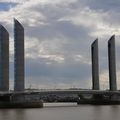 Le pont du dimanche : le pont Chaban Delmas à Bordeaux