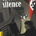 Un lourd silence, écrit par Murielle Szac