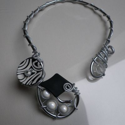 PLEIN LES YEUX NOUVEAU MARS 2013