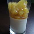 Panna cotta au citron vert et ananas caramélisé (verrine)