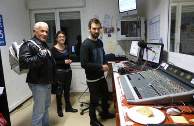 SERGE ROINEL, LE MAITRE DU ROCK N' ROLL ..... Retour à RADIO CLAPAS !