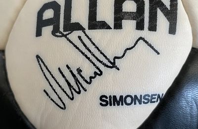 A SELECT BALL FOR ALLAN SIMONSEN🇩🇰