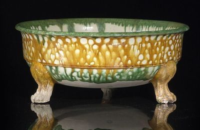 A large tripod basin, China, 1st half of Tang dynasty (618-907), 8th C., probably Gongxian kilns, Henan province