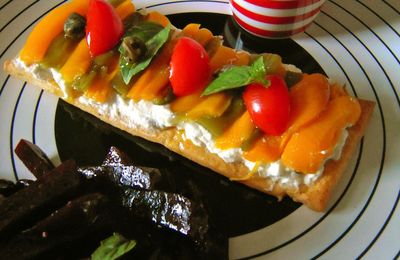 tartelettes longues au parmesan, piment d'Espelette et poivrons grillés