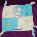 Doudou plat lapin Gipsy, bleu beige gris, pommes en dessin