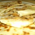 cheese naans et haricots au curry