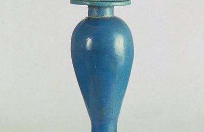 Hes-Vase with Cover, late Dynasty 18, New Kingdom, ca. 1350–1295 B.C.E