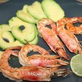 Gambas à la plancha marinées à la tequila et avocat