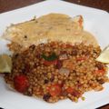 FILETS DE CABILLAUD, SAUCE CREME ET CITRON, ET LEUR COUSCOUS PERLE AUX CAROTTES, TOMATES CERISE ET RAISINS SECS