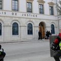  G.J. -TRIBUNE. Une soixantaine d'avocats dénoncent les "dérives" dans le traitement judiciaire des "gilets jaunes"