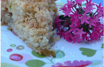 Tarte à la rhubarbe façon crumble