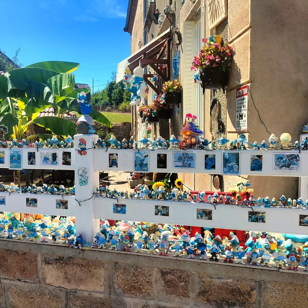 Rougnat, maison des schtroumpfs, insta.. (23)