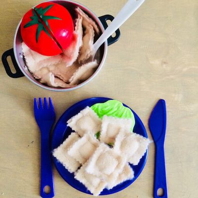 Quand Nounou coud...