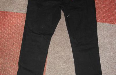 JEANS NOIR SKINNY NEW LOOK Taille 42