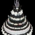 Gâteau bonbons noir et blanc 
