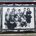 Photo de famille (La School Antibes). Artiste : Richard Roux Giuge