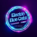 Electric Blue Cats fait swinguer Dark Floor