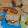 Carrés aux amandes et au caramel au beurre salé