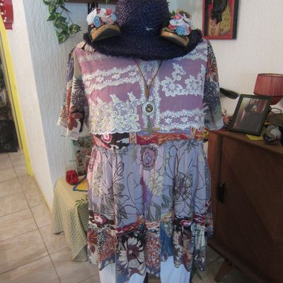 UN PEU DE COUTURE...