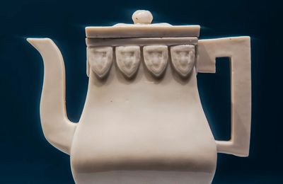 White glazed Teapot, Dehua Ware, Ming Dynasty (1368-1644)
