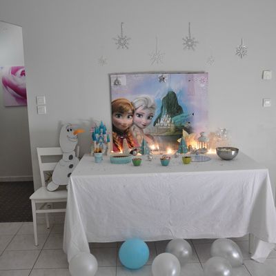 Anniversaire Reine des Neiges {pour une petite fille de 5 ans}